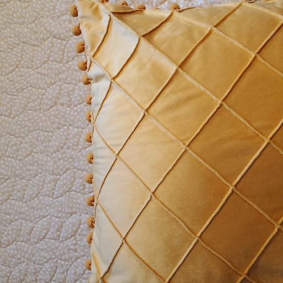 Set of 2 Pom Pom Velvety Diamond Design Pillow Covers - Picture 8 of 10